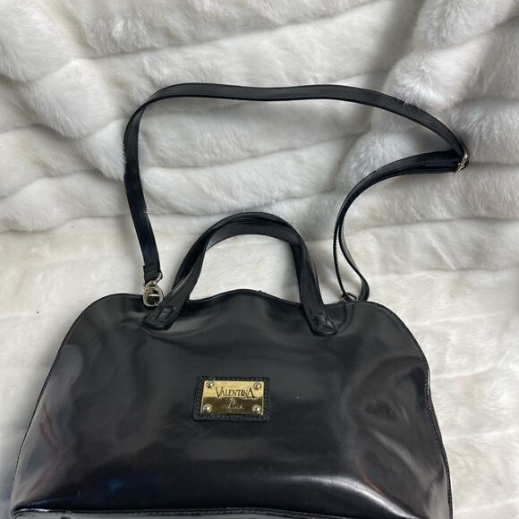 Valentina Italia soft  sheen patent leather bowler bag ,gold tone accent… - Picture 5 of 15